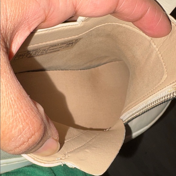 Vionic Brinkley Sneaker Ankle booties - Picture 8 of 9